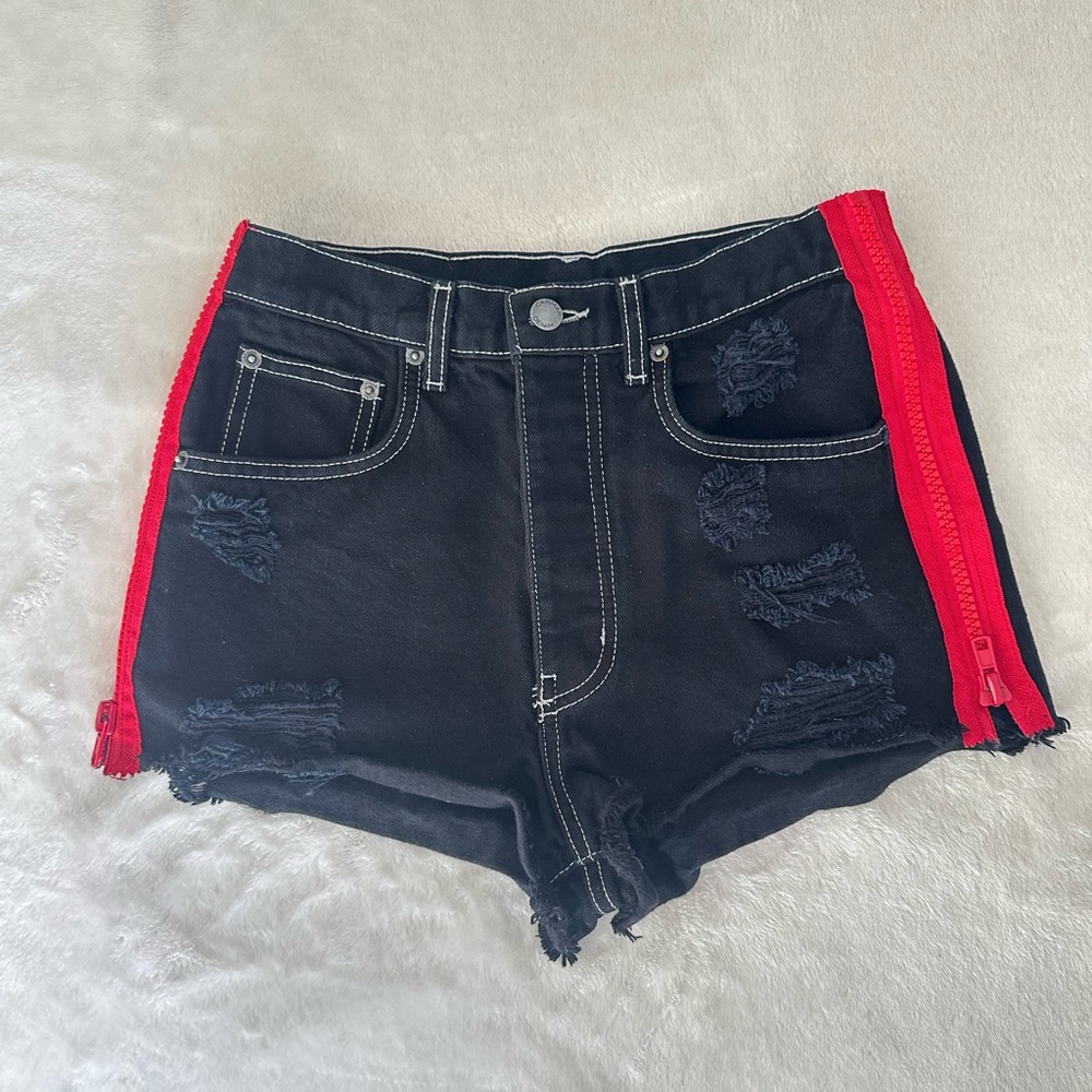 Carmar Los Angeles Black/Red Shorts. Zipper detail on both sides. Waist 26inch.